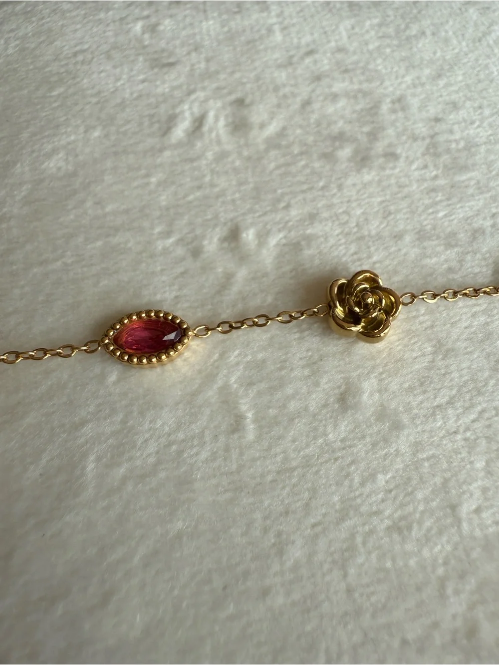 N/A delicate gold